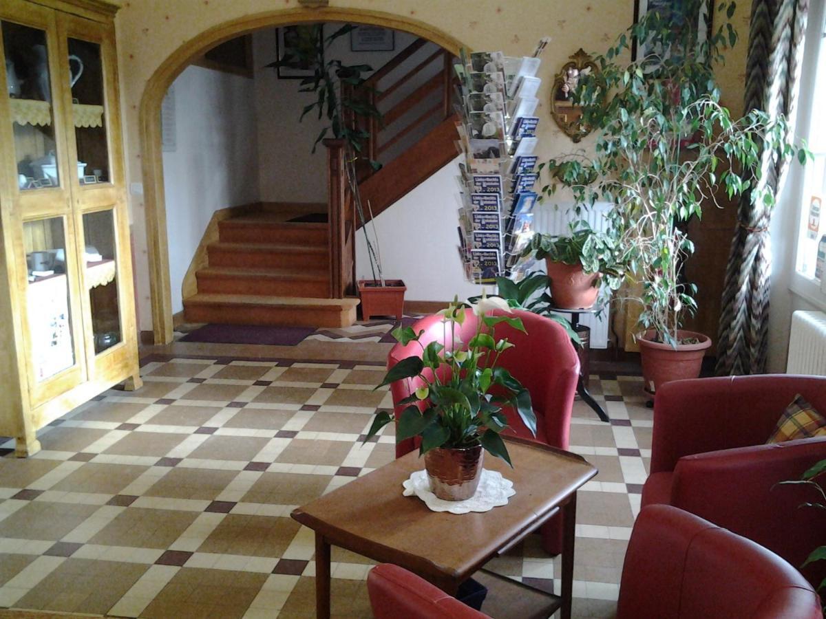 Le Chalet De La Foret Hotel 3 Etoiles Et Restaurant Vierzon Dış mekan fotoğraf